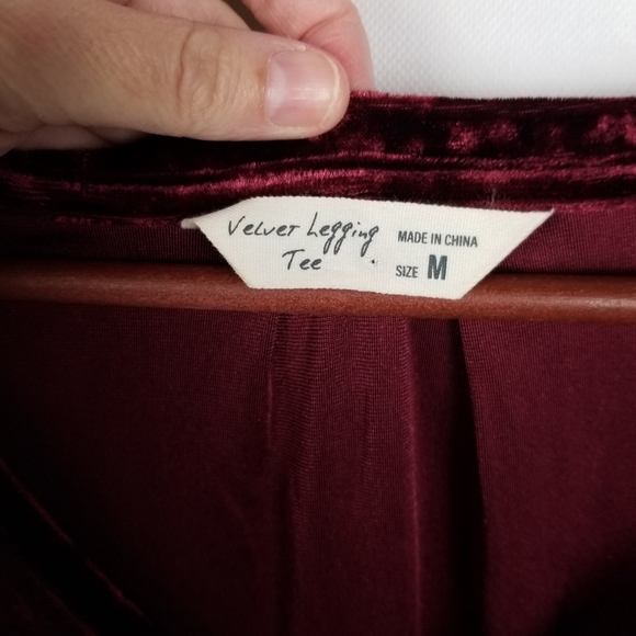 Spring+Mercer NEW Red Velvet Legging Pocket Tee M - Picture 2 of 8